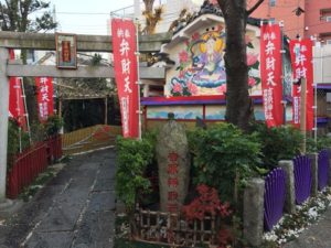 浅草七福神めぐり⑤ 「吉原神社」と「鷲神社」!彩りのある千束の2社を歩く